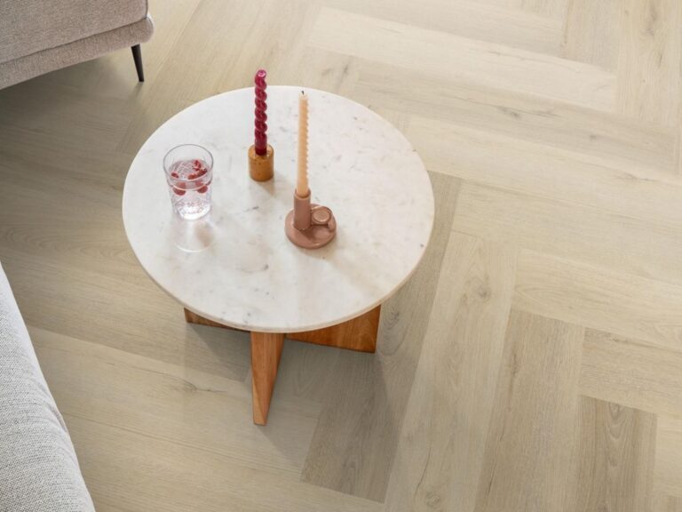 Ambiant Spigato XL Valento Visgraat Click 6081.2011.19 Legpatroon en afwerking Warm Beige visgraat click pvc met realistische
