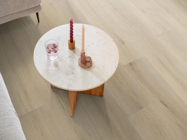 Ambiant Valento 6070.1011.19 Kleur en structuur Warm Beige PVC plank plak pvc met rustige kleurtoon