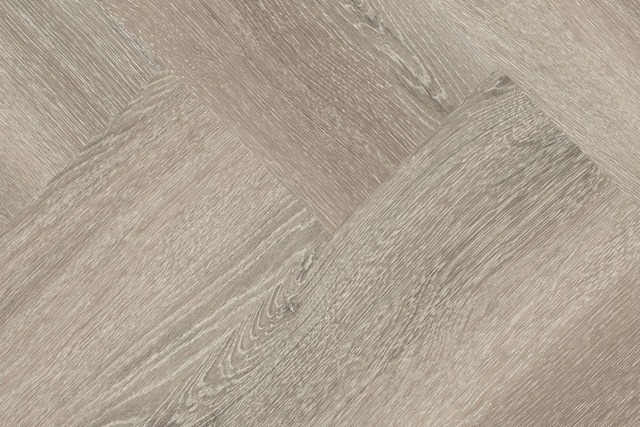 Hebeta Progress Visgraat 77818 Detail van de structuur Warm Bruin visgraat plak pvc met subtiele nerf warmteweerstand 004