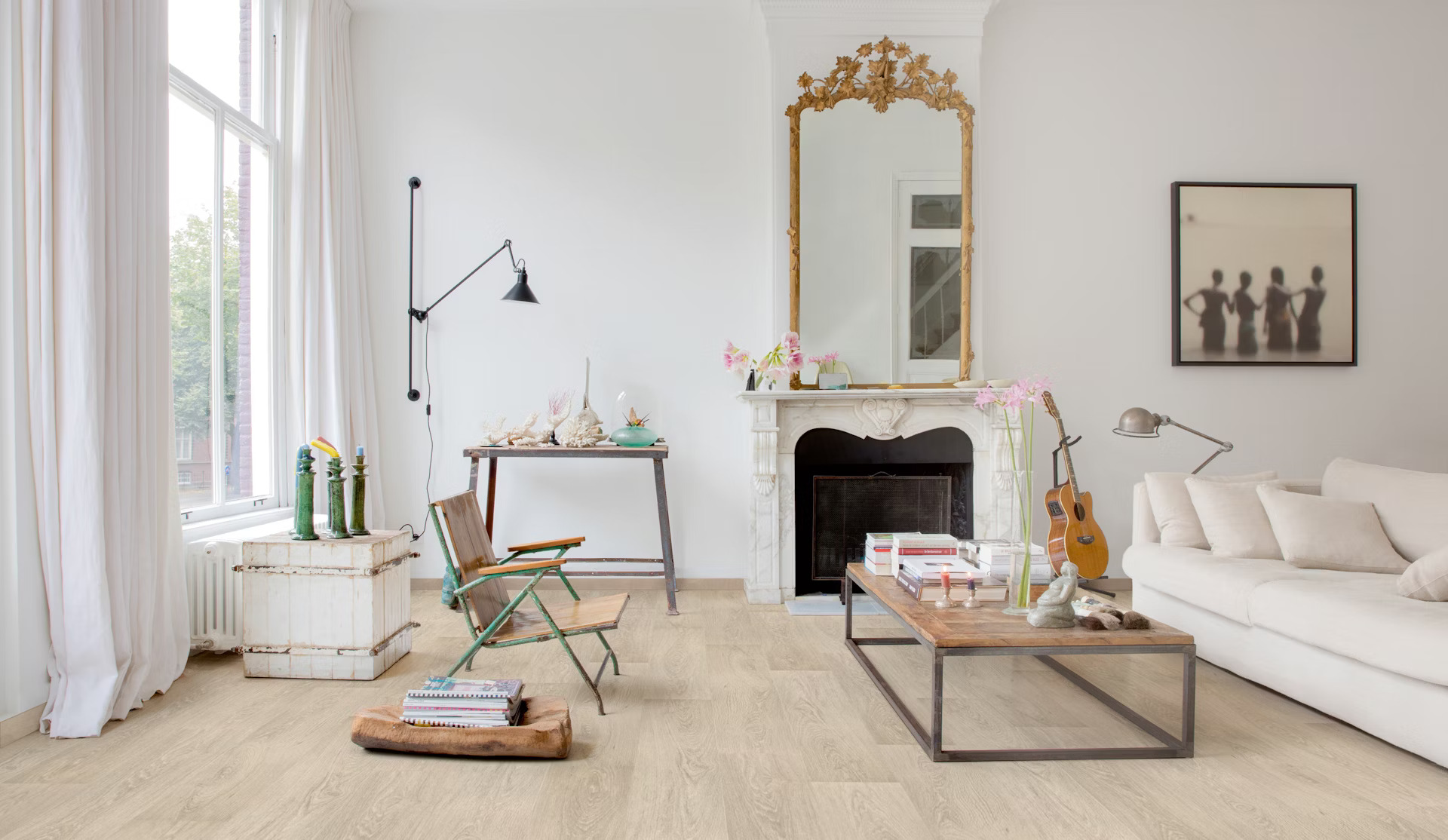 Floorify Lange Planken FG003 Whitsundays PVC plank plak pvc in woonkamer sfeerfoto