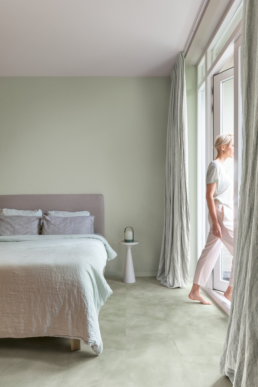 QuickStep Illume AVMTU40334 Close-up van steenlook Zachte Salie PVC tegel click pvc met natuurlijke tekening