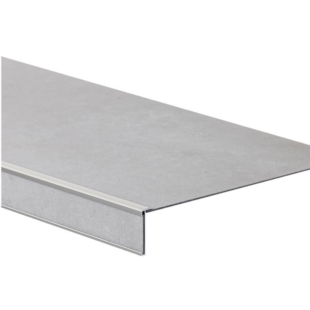  Detail van Ambiant Sarino traprenovatie Light Grey traprenovatie traprenovatie pakket met treden, stootborden en trapneuzen, artikel 5639411211