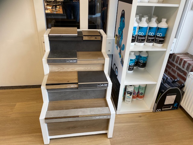 Traprenovatie presentatie in onze winkel